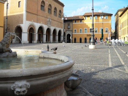 Fano Piazza