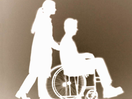 disabilità, disabili, carrozzina, assistenza