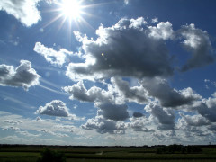 nuvole e sole, meteo, ozono