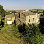Il casale a Castelleone di Suasa, nelle colline della regione Marche