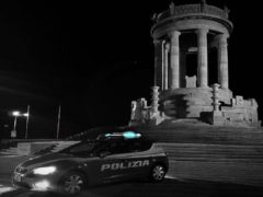 Polizia al monumento del Passetto