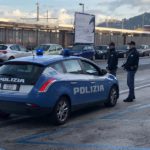 Polizia nei pressi della stazione ferroviaria di Ancona