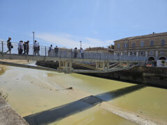 Passerella provvisoria ciclopedonale a Senigallia sul Misa