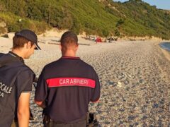 Controlli sulla spiaggia di Mezzavalle