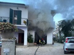 Incendio in un garage di Osimo