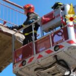 Crollo di calcinacci da un edificio di Grottammare