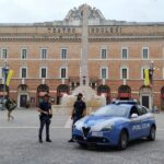 Polizia nel centro storico di Jesi
