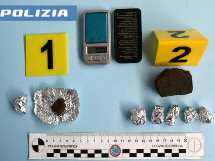 Spaccio di hashish nel Fermano