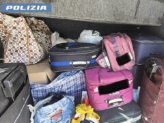 Merci trasportate illecitamente a bordo di autobus provenienti dall'Albania