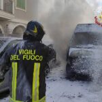 Minibus in fiamme a San Benedetto