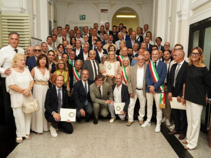 Encomi dalla Regione Marche