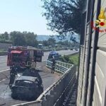Incendio sull'A14 nei pressi di Civitanova