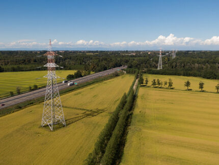 Rete elettrica, infrastrutture elettriche, distribuzione energia elettrica