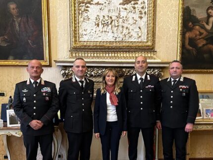 Carabinieri in Prefettura