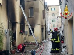 Incendio in un'abitazione di Jesi