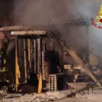 Incendio di un casolare a Civitanova Marche