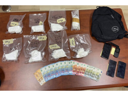 Operazione 4+1: cocaina, denaro e materiale sequestrati dai Carabinieri