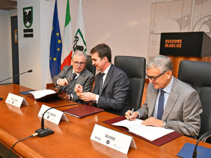 Firma protocollo cybersicurezza