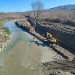 Ordigno bellico scoperto lungo il fiume Tronto