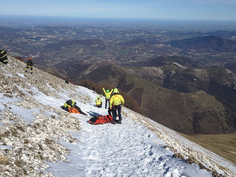 Monte Catria, soccorsi