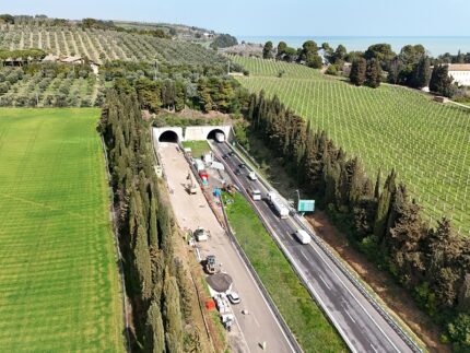 Lavori sulla galleria Vinci dell'A14